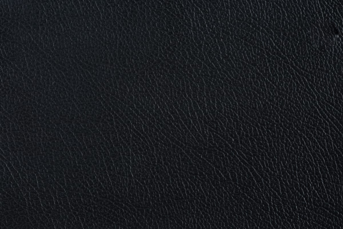 color-en-01-black